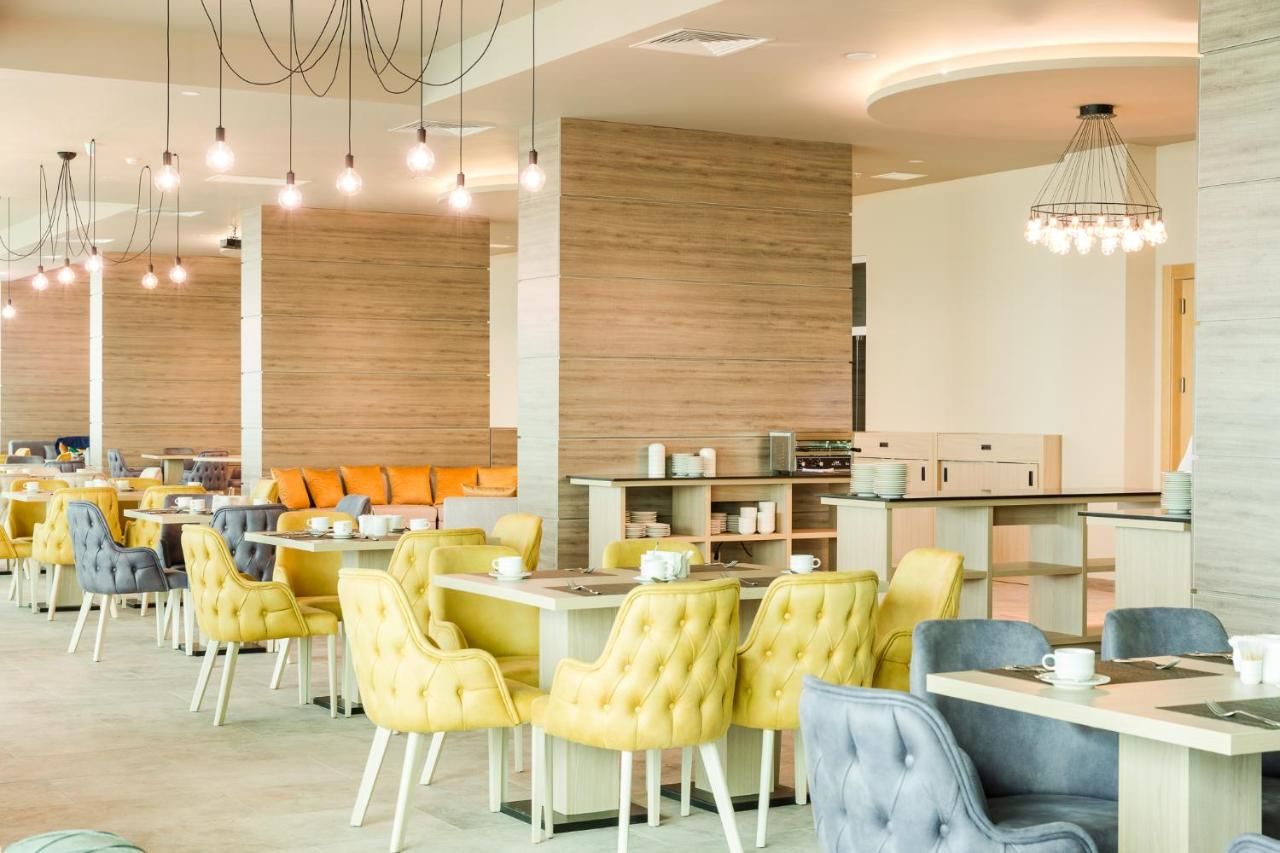 Отель Best Western Premier Batumi Батуми-24