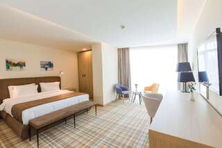 Отель Best Western Premier Batumi Батуми Двухместный номер с 1 кроватью размера "king-size"-14