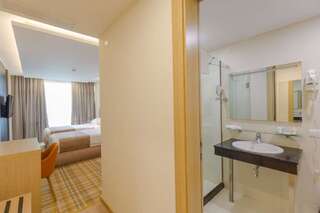 Отель Best Western Premier Batumi Батуми Двухместный номер с 2 односпальными кроватями-6