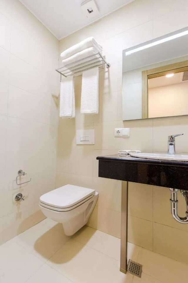 Отель Best Western Premier Batumi Батуми-34